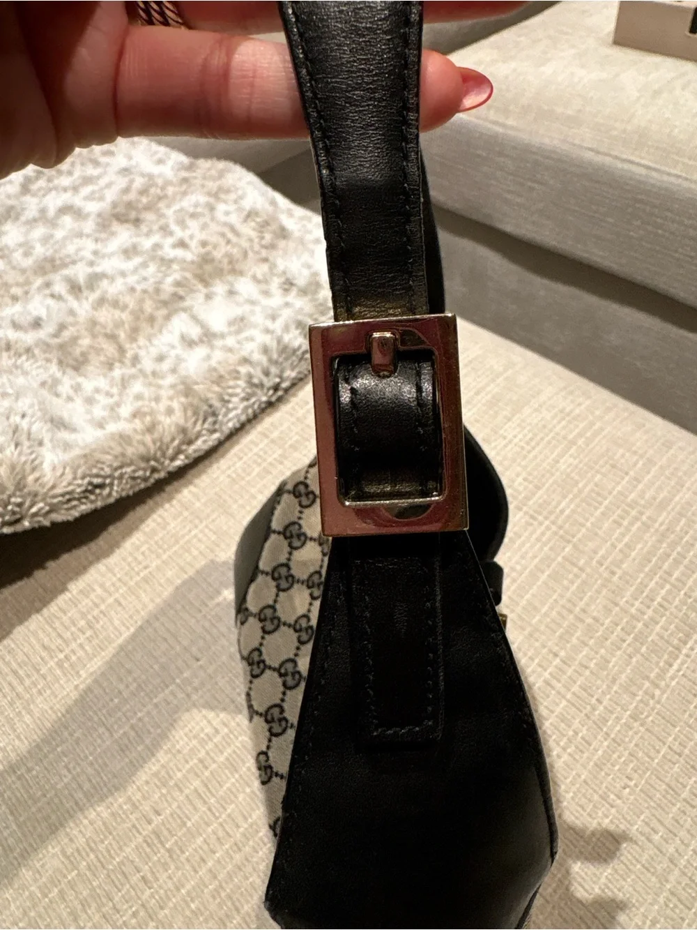 Gucci pre loved